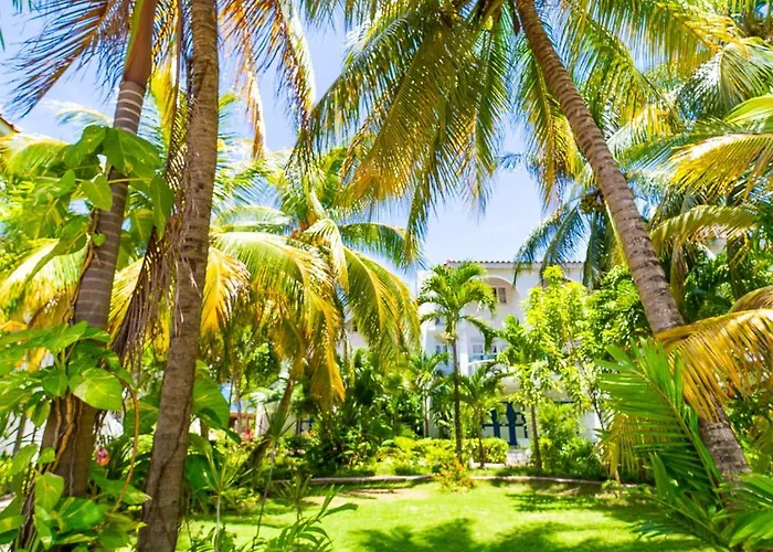 Resort Franklyn D & Runaway Bay