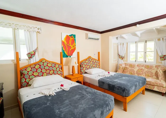 Resort Franklyn D & Runaway Bay