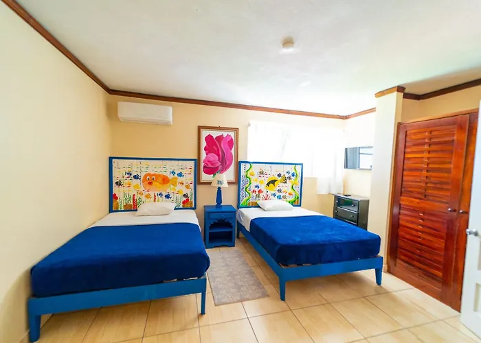 Resort Franklyn D &