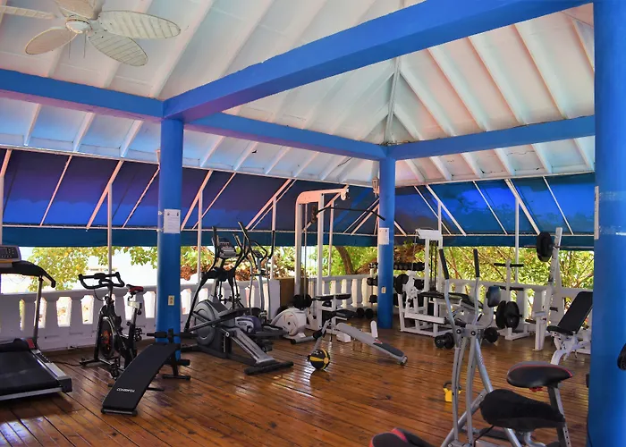 Resort Franklyn D &