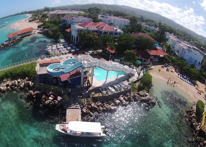 Resort Franklyn D & 4*